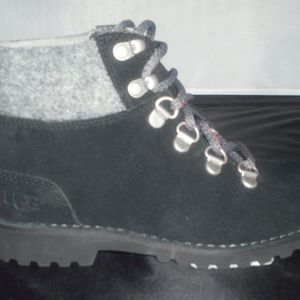 UGG KIDS BARELO BOOTS